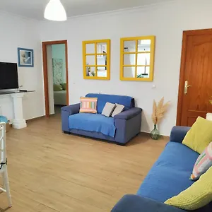 cntrico-apartamento-con-terraza-parking-y-wifi.es-andalucia.com/